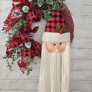 Christmas Wreath for Front Door, Vintage Christmas Wreath,  Traditional Santa Christmas Wreath, Santa Claus Wreath