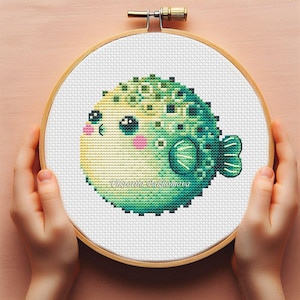 赤ちゃんフグのクロスステッチパターンpdf カラフルな海の生き物の動物の子供用刺繍 ミニ保育園の装飾 かわいい新しい女の子男の子のベビーシャワーのタペストリー