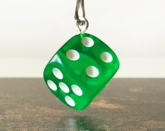 Handmade Emerald Dice Keychain – Lucky Charm Keyring | Gamer Gift, Casino Accessory, Retro Resin Dice