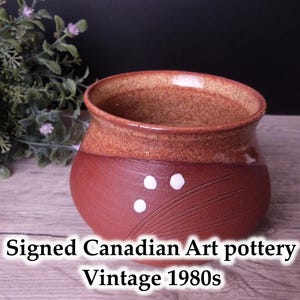 3 1/2&#39;&#39; Speckled Reddish Brown Terracotta Planter/Handmade Canadian Art Pottery SIGNED/Vintage 1980s/Unique