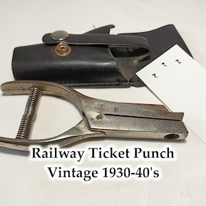 Perforatrice per biglietti ferroviari con custodia in pelle - USA - Vintage anni '30-'40