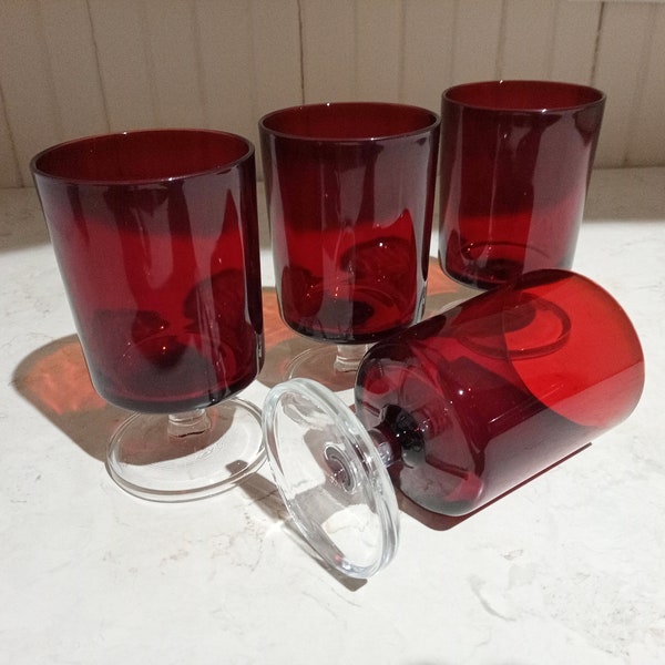 Lot de 4 COUPES/Gobelets ROUGE rubis 6.5 oz/VERRES à boire Luminarc France/Vintage 1970