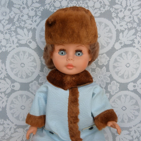 Poupée REGAL Toy plastique vinyle 18 inch, Cheveux chatains yeux bleus, Canada 1960s vintage RARE