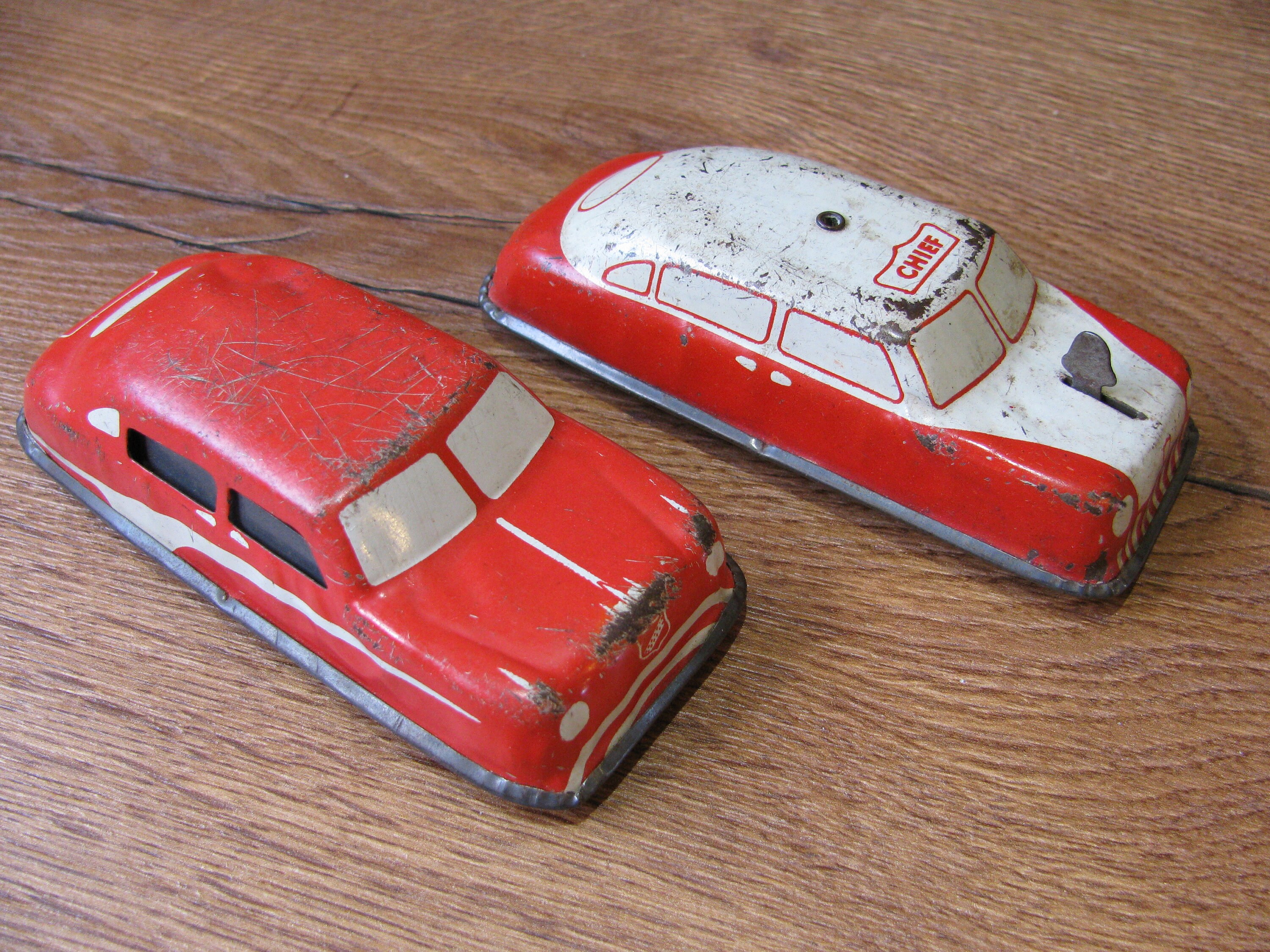 2 Argo litho tin car toy Automobile toy 1950's Etsy