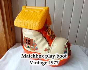 PLAY BOOT MATCHBOX/Boot shaped house/Nostalgia vintage toy 1977