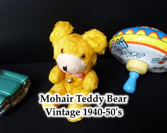 Golden yellow MOHAIR teddy bear/Small ARTICULATED squeaky bear/Antique 1940-1950 Japan/COLLECTION