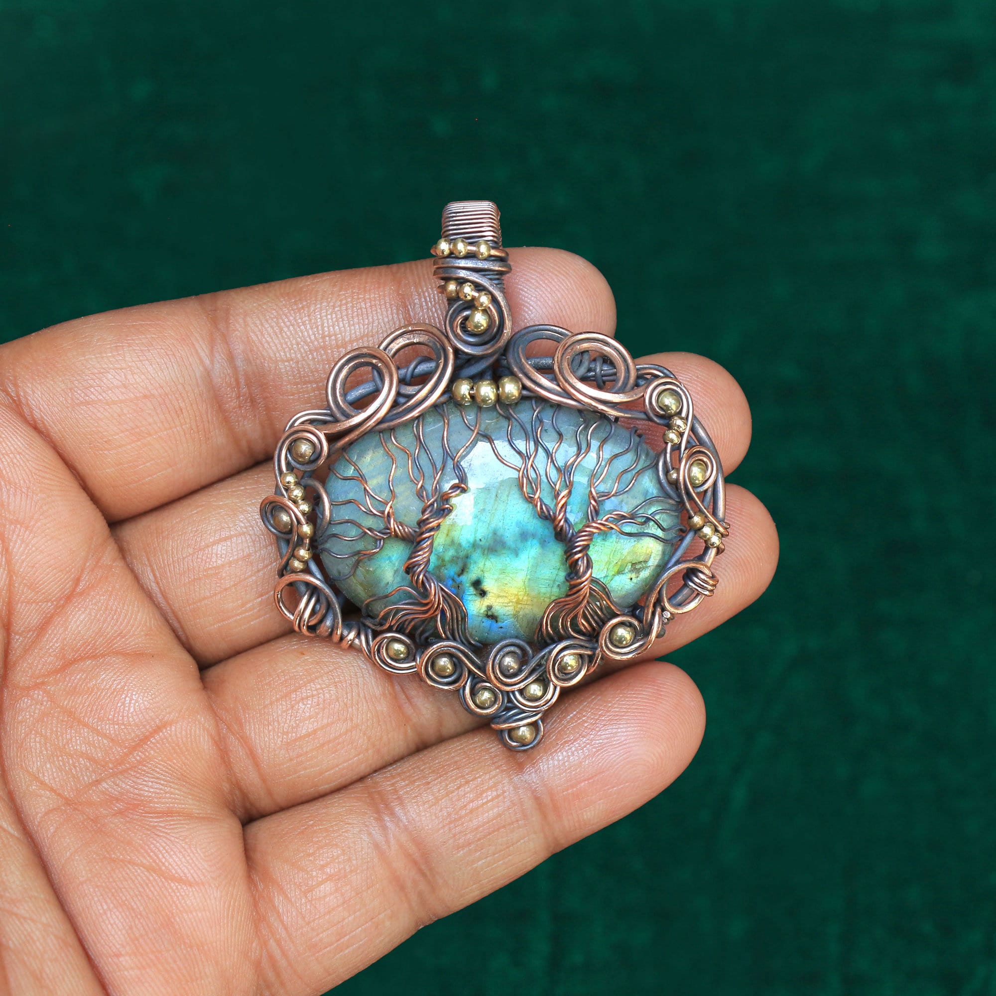 Pendant deals