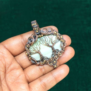 Colgante de dos árboles, colgante de alambre de cobre con jaspe verde, árbol de la vida, colgante de alambre de cobre con cabujón de forma ovalada, regalo para Navidad