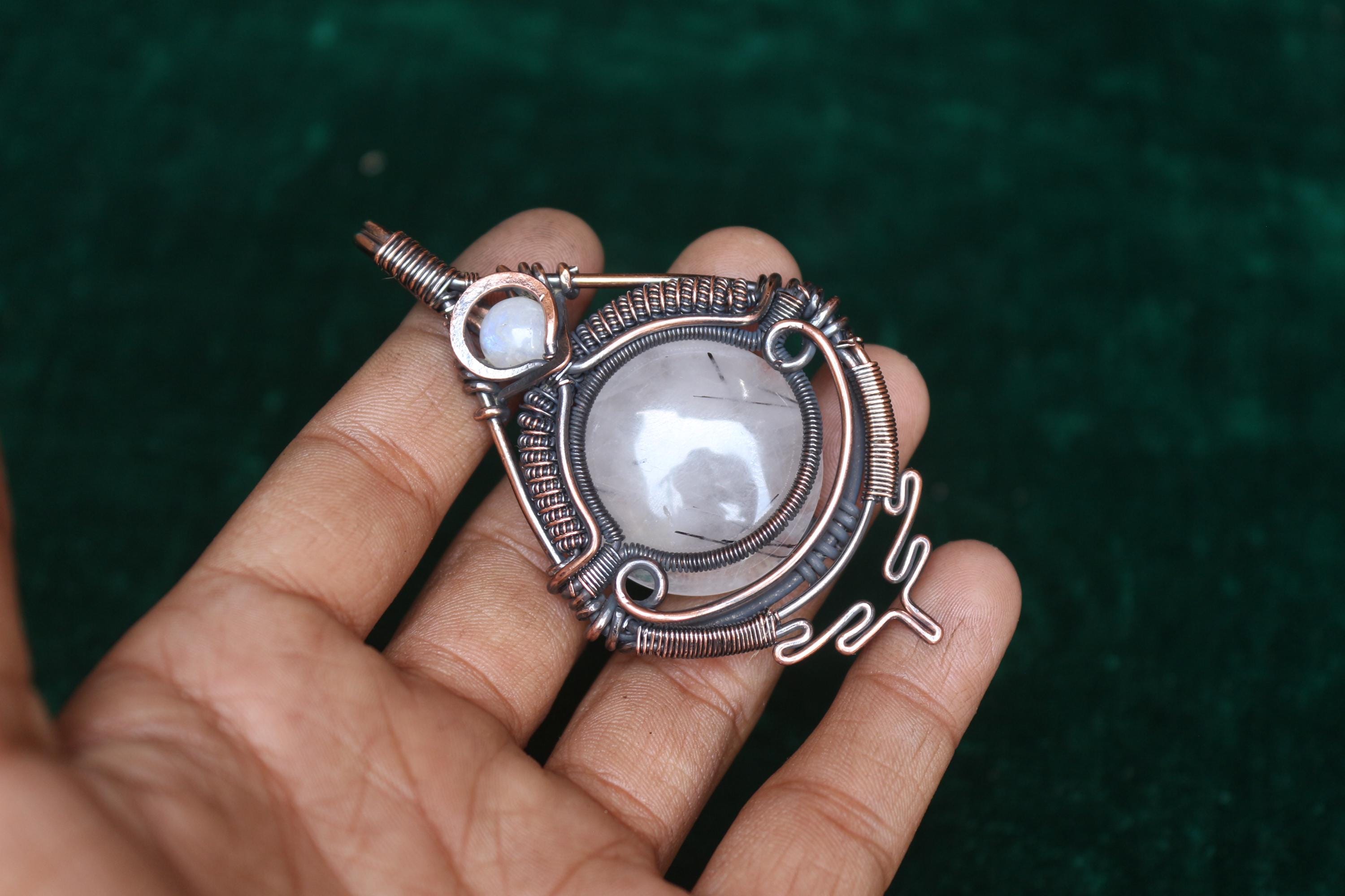 ムック　逹瑯　DEVILICIAN ネックレス Attractive Designer Moonstone Evil Eye Copper Wire Pendant