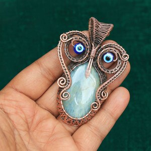 Colgante de búho de aguamarina: joyería de piedras preciosas envuelta en alambre de cobre