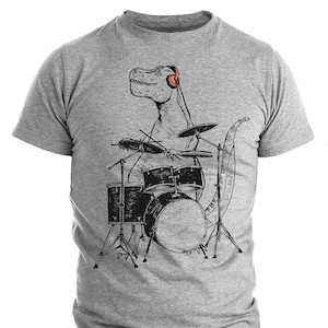 Drummer T-shirt Gift Dinosaur Playing Drums Shirt Men&#39;s Funny Shirt Men&#39;s Graphic Tee T-rex Drums Gifts Music Gift
