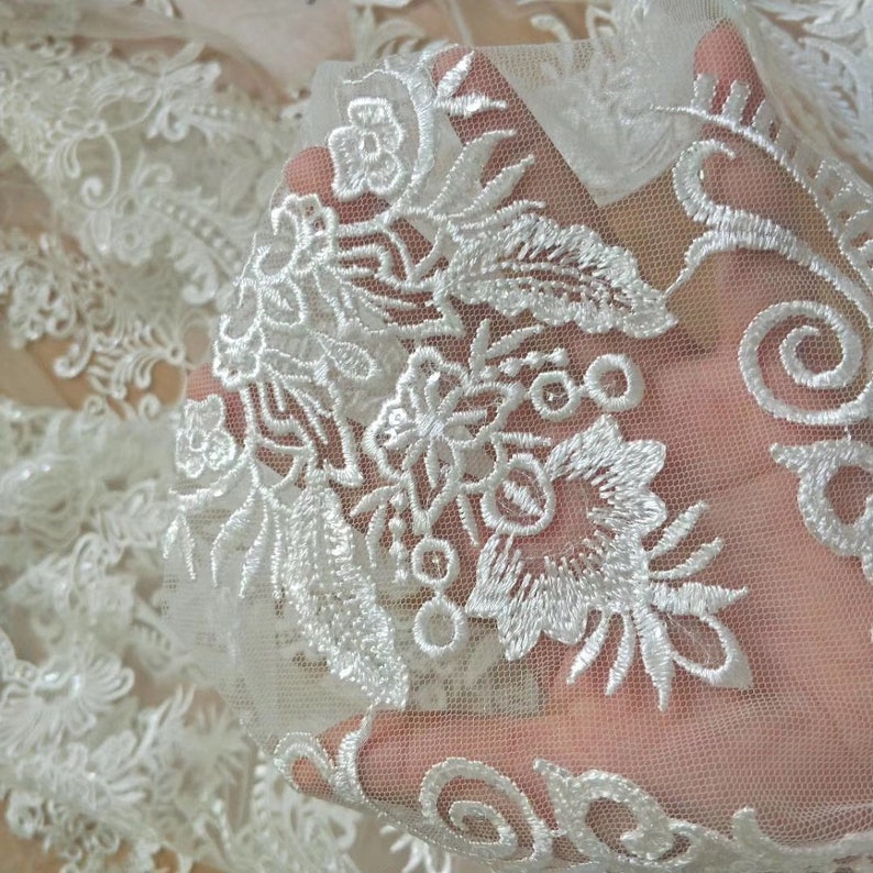 2019 New collection bridal ivory lace fabric rayon guipure lace fabric French lace embroidery lace for wedding dress