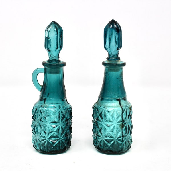 Single Stem Flower Glass Vase Set, Teal Aqua Vintage Glass Decanters with Stoppers, Boho Vintage Wedding Flower Centerpiece Decor