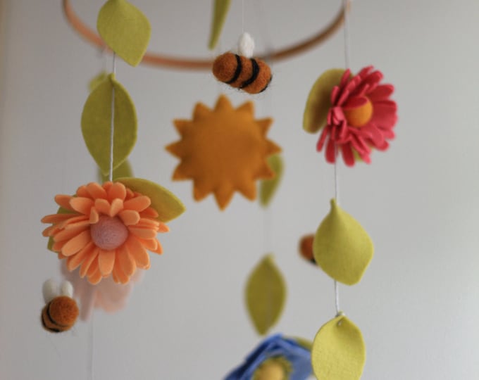 Felt Sun, flowers and bees baby mobile, crib