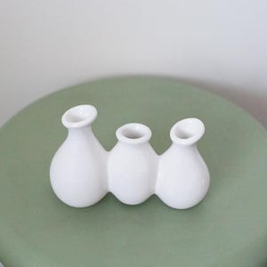 Vintage ceramic white vase set of 3, farmhouse decor, vintage vase, white vintage bottle, white flower vase, kitchen decor, shelf decor