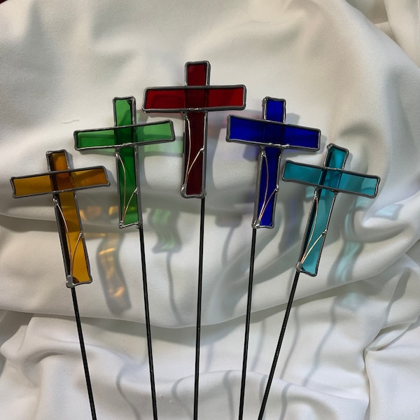 Glass Cross Garden Stakes, Garden Art, Glass Garden Art, Garden Décor, Garden Decoration, Stained Glass Cross (4 inch) Garden Stake