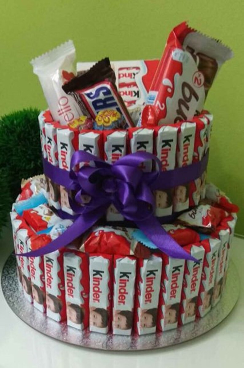Kinder Cake Cadeau Danniversaire Cadeau Pour Enfants Et Etsy