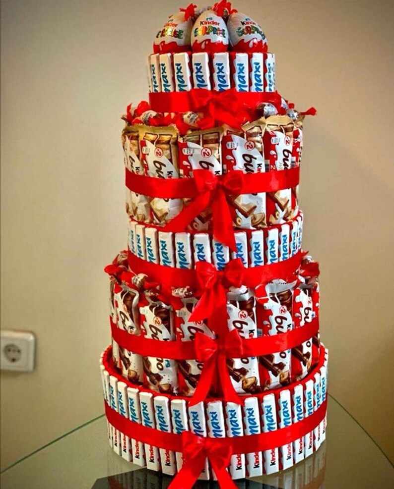 Kinder Cake Cadeau Danniversaire Cadeau Pour Enfants Et Etsy