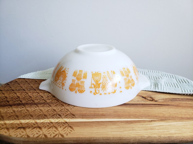 RARE Vintage Pyrex Orange Butterprint 444