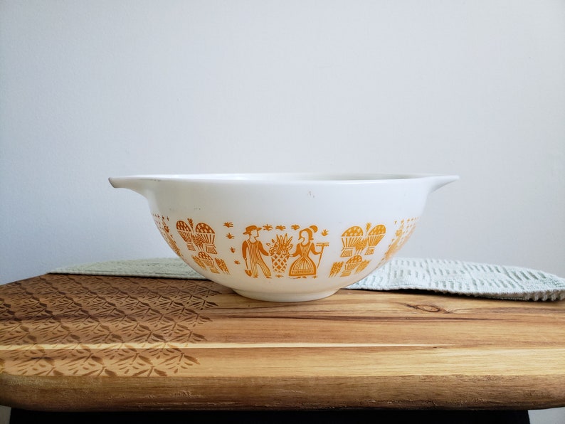 RARE Vintage Pyrex Orange Butterprint 444