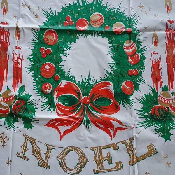 Vintage Christmas Wreath and Candle Tablecloth