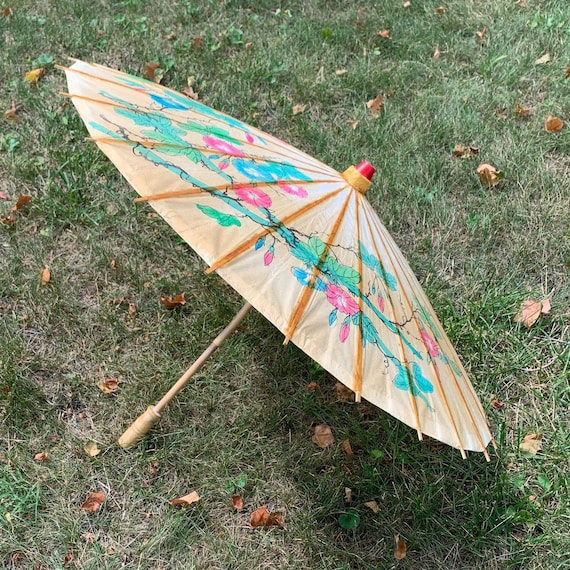 Vintage cheap paper umbrella