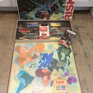 Vtg 1975-1980 RISK Board Game Parker Brothers World Conquest - Complete