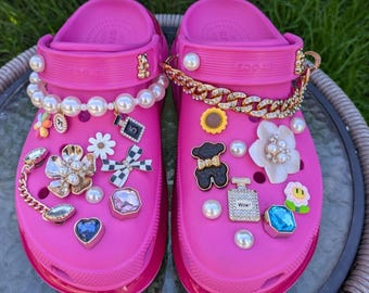 Crocs Mega Crush Platform Clogs Women’s 10 Mens 8 Barbie Pink Designer JIBBITZ