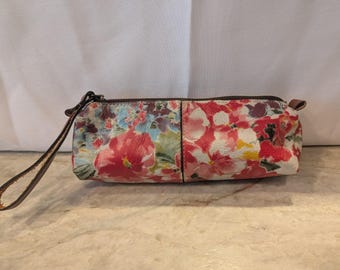 PATRICIA NASH-Isla Oblong Italian Leather Zippered Wristlet Case Floral GUC