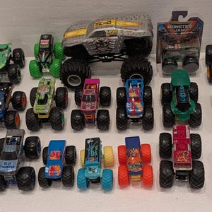 Lot of 19 Hot Wheels Monster Jam Trucks – Pre-Owned, Played With, AS IS image 1