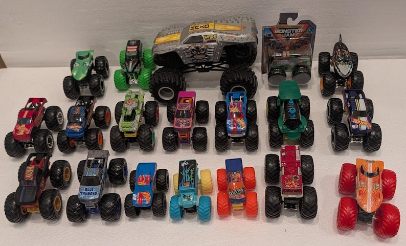 Lot of 19 Hot Wheels Monster Jam Trucks – Pre-Owned, Played With, AS IS image 1