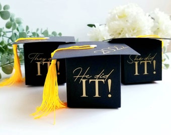 Graduation Gift Boxes with Tassel , Graduation Party Gift Boxes , Graduation Favor Boxes , Set of Money Boxes