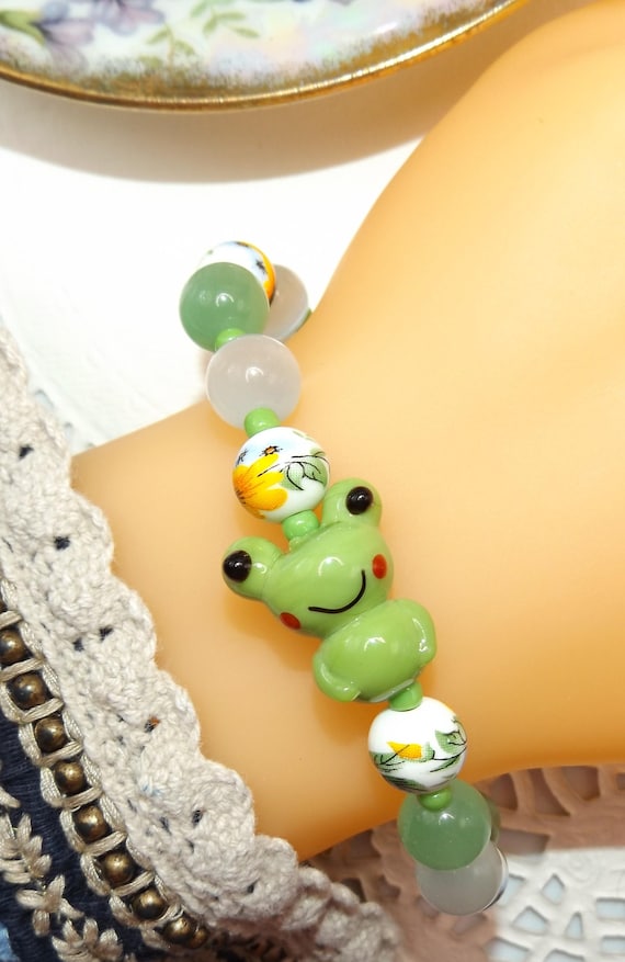 Ladybug, Bee, or Frog Stretch Bracelet – Glass Bead Animal Jewelry – Floral Garden Glam -  Gift for Her or Kids