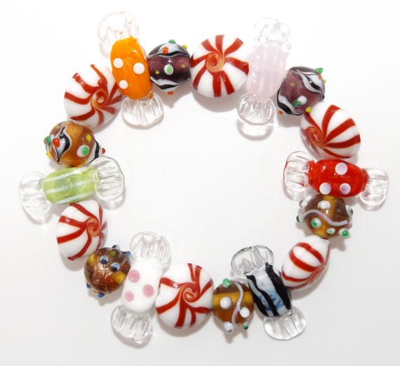 Fun Candy Crush Glass Lampwork Bead Stretch Bracelet _ Made in USA _ Spockles