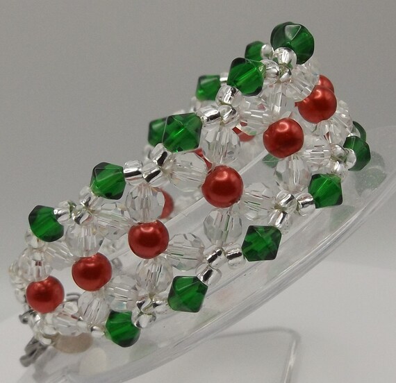 Red and Green Woven Glass Bead Bracelet