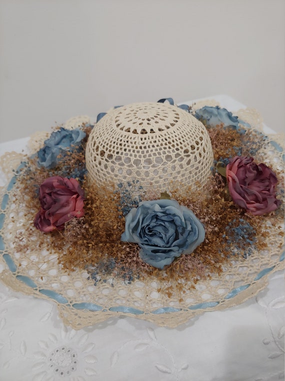 Amazing Vintage Hand Crocheted Starched Hat Decor… - image 4