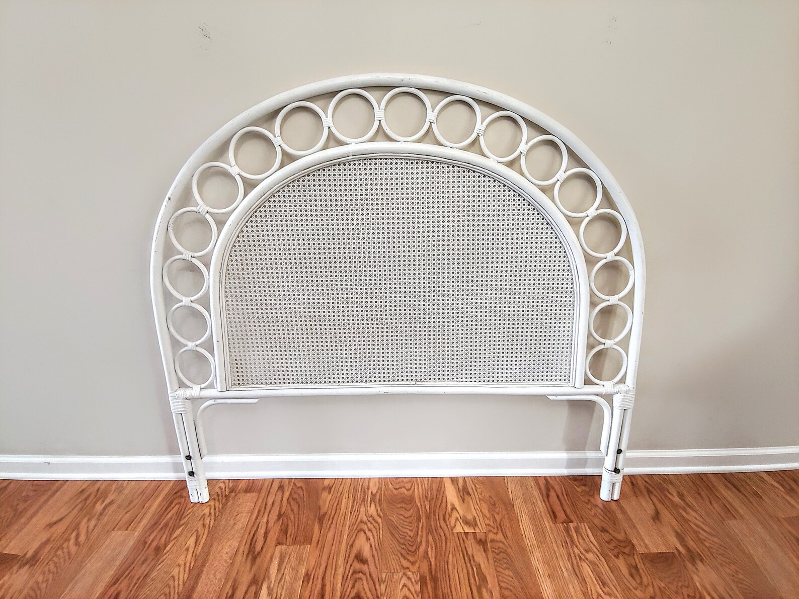 Beautiful Vintage Full White Wicker Headboard Cane Headboard Etsy UK