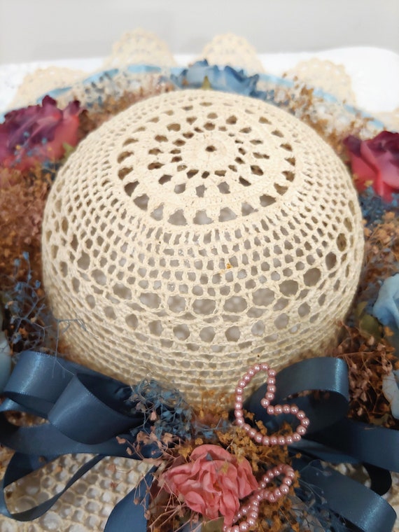 Amazing Vintage Hand Crocheted Starched Hat Decor… - image 6