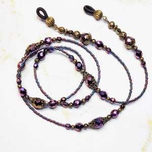 Iridescent Purple Beaded Eyeglass Chain: Vintage Style Lanyard