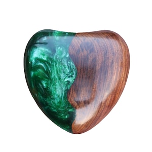 Hjärtformad urna för husdjur: Rosenträ och grönt harts, personligt kremeringsminne