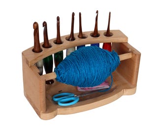 Beech Wood Yarn Ball & Crochet Hook Holder: 7-Slot Organizer