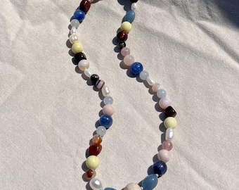 Collana estiva di perline fatte a mano