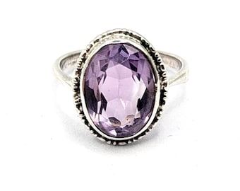 Vintage Silver & Oval Amethyst Statement Ring - Bohemian Style. UK size R, USA size 8 3/4