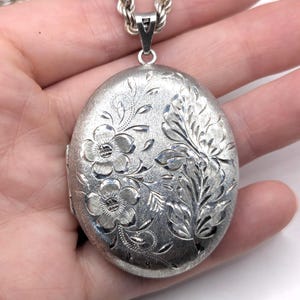 Vintage Sterling Silver Locket and Chain - Birmingham Hallmarks dated 1974