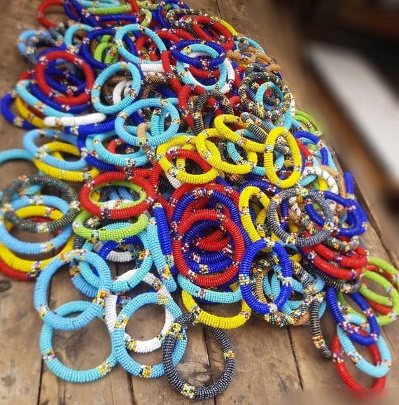 Maasai Bracelet / Beaded Bracelet / Beaded Ring / Colorful - Etsy | Beaded,  Colorful bracelets, Beaded jewelry patterns