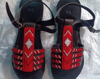 EN VENTA:Sandalias con cuentas/sandalias mujer cuero/sandalias con cuentas africanas/sandalias mujeres/sandalias de cuero mujeres/sandalias de verano/regalo del día de las madres.