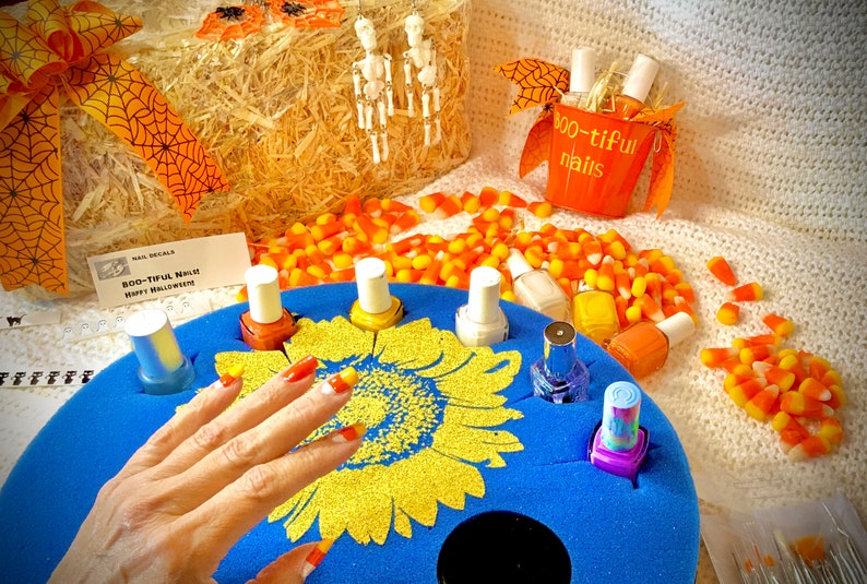 Halloween Nail Design Gift Kit  Includes 3 Nail Polishes image 5