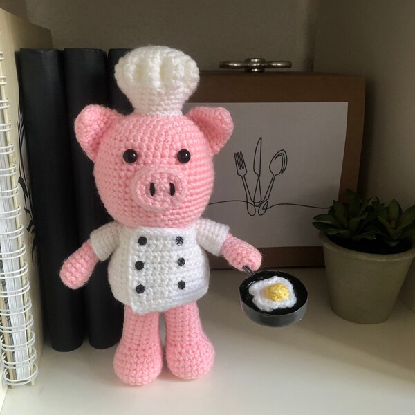 Chef Pig Amigurumi, Figure Display, Piggy Cook, Crocheted Display Item