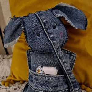 PDF PATTERN to make your own UPCYCLED denim elephant gift for lost keys, earphones, remote control, hand sew, recycle eco, budget craft