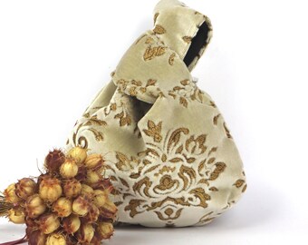 Handbag with Japanese knot in beige gold damask velvet, Wrist knot clutch, women's gift